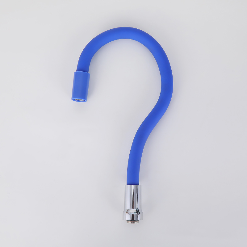 彩色通用万向水龙头管-04