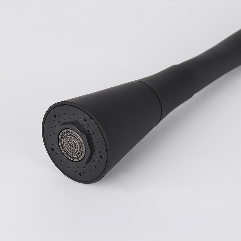 彩色通用万向水龙头管-07